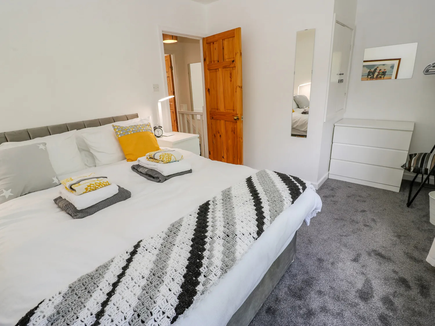 The master bedroom of Avaelie House